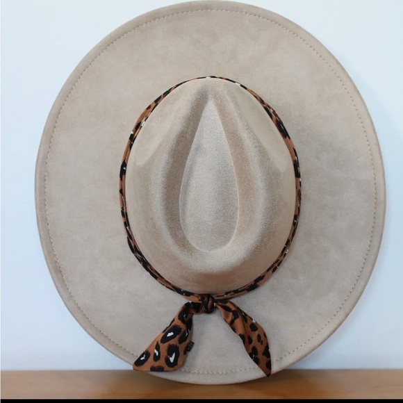 046. Classic leopard hat band in brown and black main image 5